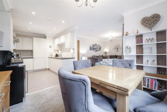 Dining/Kitchen