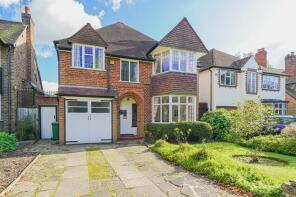 8, Wychwood Avenue, Knowle, Solihull B93 9DA