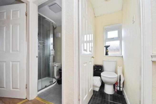 3 bed Semi-Detached for sale Image 6