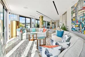 Flat 5, 15, Hollen Street, London W1F 8AZ