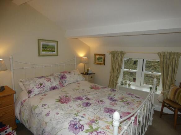 2 bed Cottage for sale Image 8