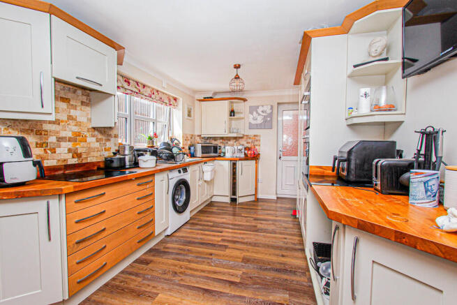 Kitchen/Dining Ro...