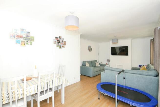 Newcastle Drive, Orton Longueville, Peterborough photo 4
