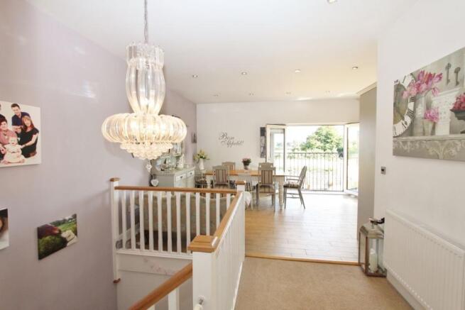 Open Plan Galleried Landing
