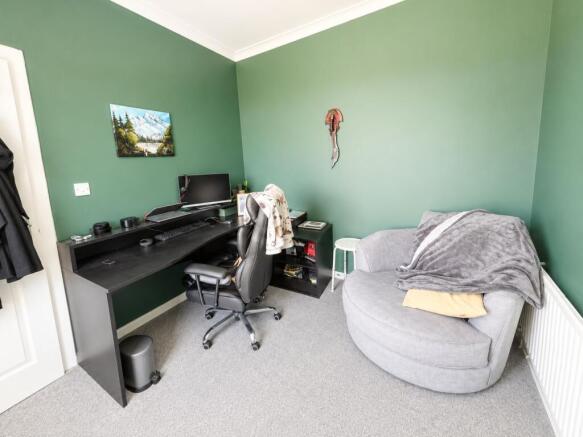 2 bed Terraced for sale Image 9