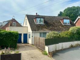 16, Orchard Close, Hereford HR4 8DG