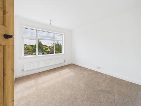 3 bed Semi-Detached for sale Image 11