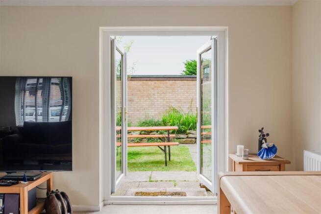 2 bed Detached Bungalow for sale Image 7