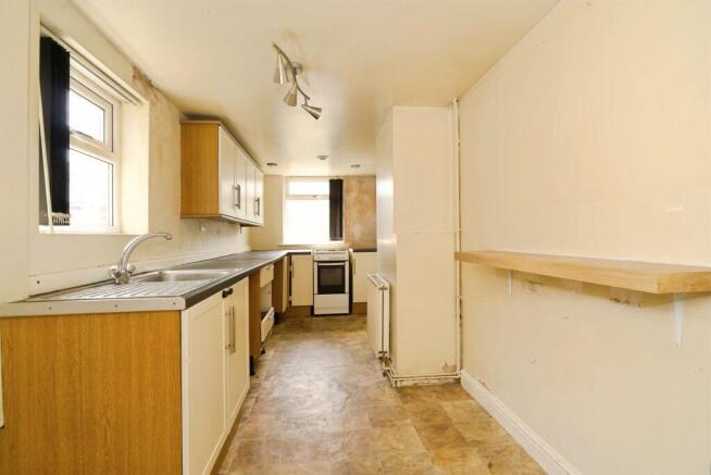 2 bed Terraced for sale Image 5