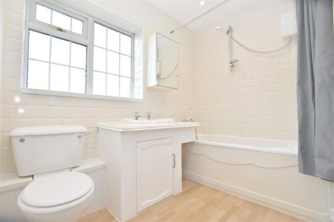 Bathroom.jpg