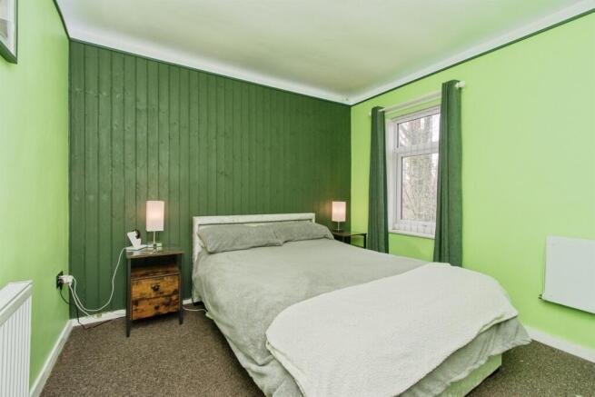 2 bed Terraced for sale Image 7