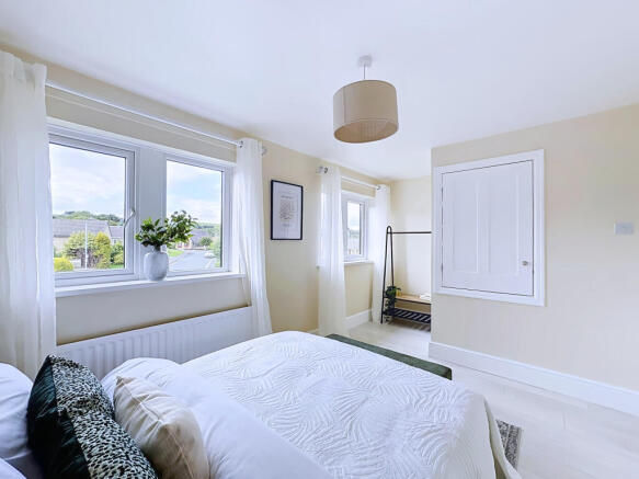 3 bed Town House for sale Image 10