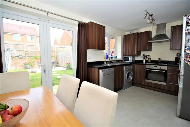 Kitchen/Breakfast...