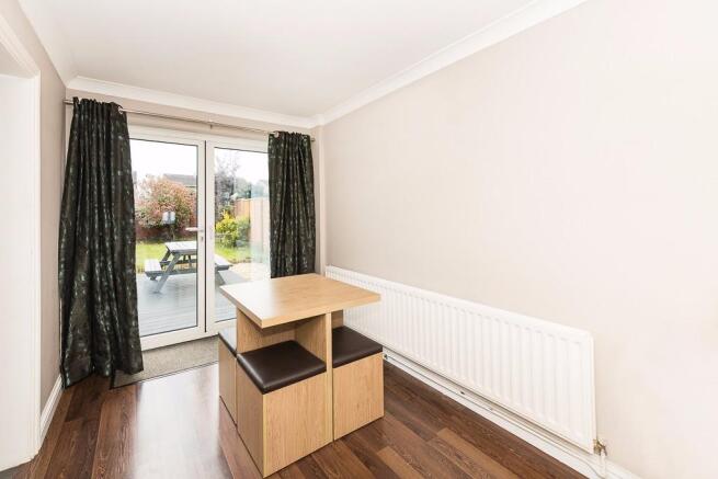 Lounge/Dining Room