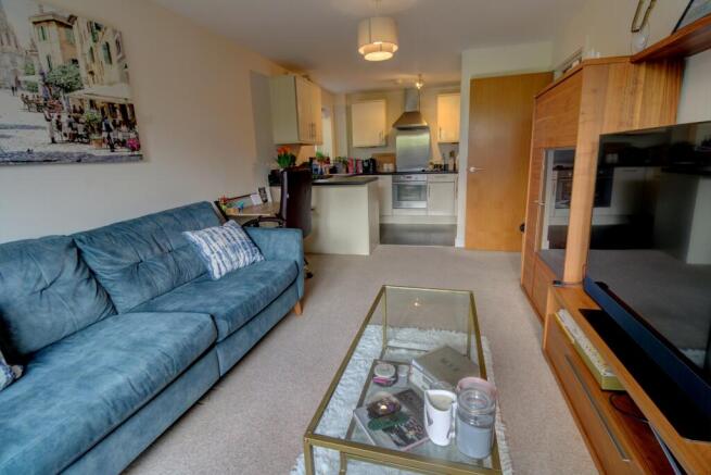 Enborne Road, Newbury, RG14 photo 4