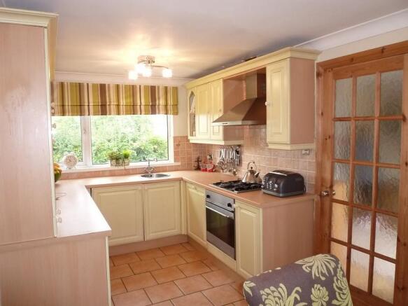 Kitchen b