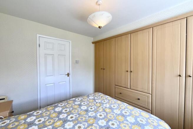 3 bed Bungalow for sale Image 10