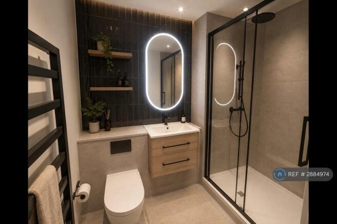 Ensuite Toilet