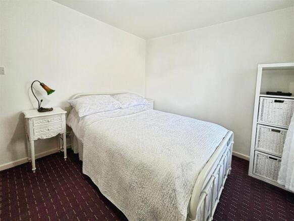 2 bed Semi-Detached for sale Image 10