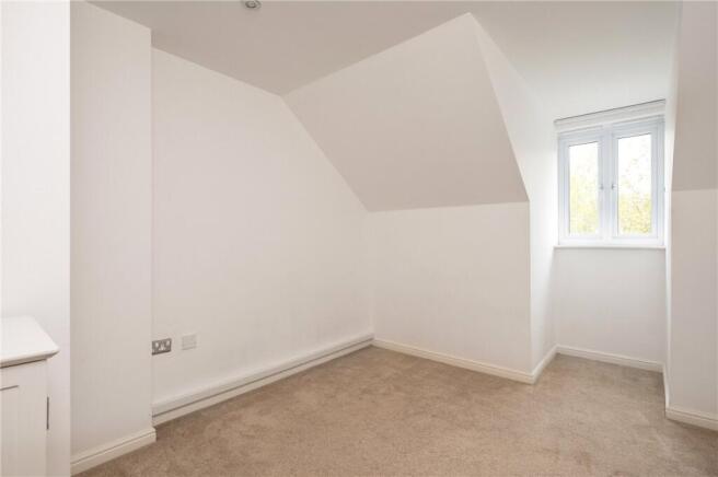 3 bed Apartment for sale Image 7