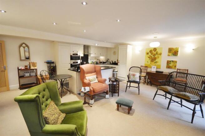 Kitchen Living Room.