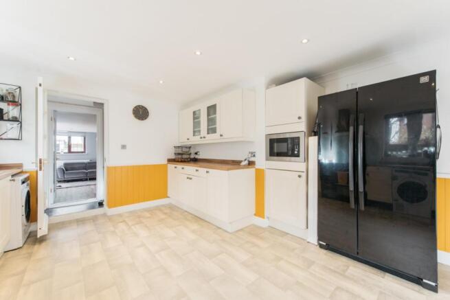 Kitchen/Breakfast Rm