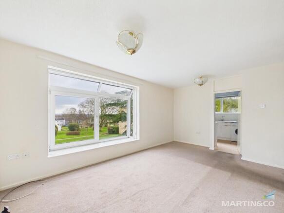 CAM03993G0-PR0141...