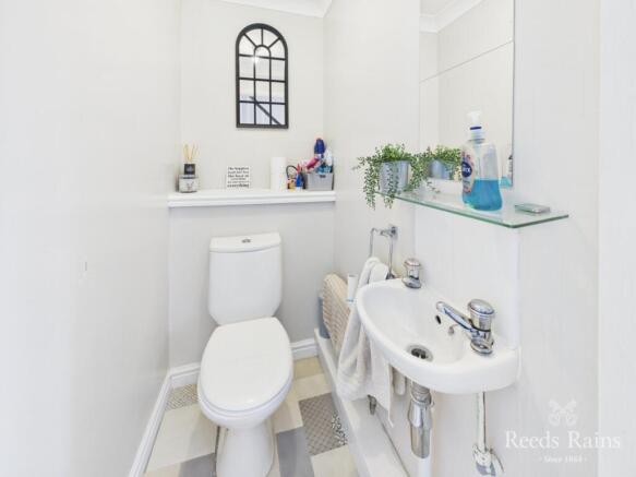 3 bed Detached for sale Image 11