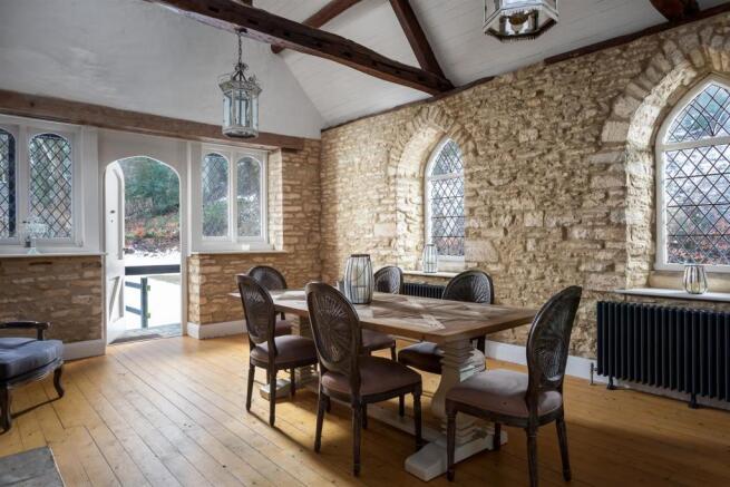 22 - The Old Chapel - GL7 6LW - Web.jpg