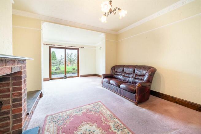 living room-2.jpg