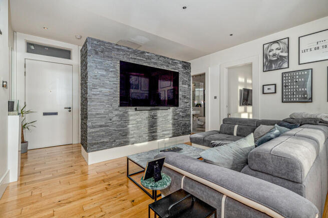 Flat22ShawHouse-1...