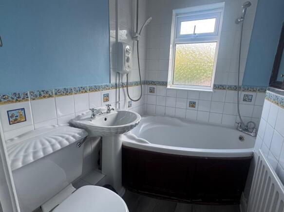 2 bed Terraced for sale Image 8