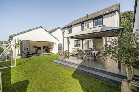 Charlbury Drive, Saltram Meadow, Plymouth