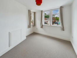 Flat 2, 15a, Lowtown, Pudsey LS28 7BQ