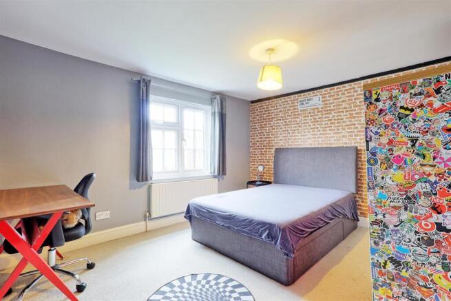 IMG_7080_1_2_easyHDR-interior3.jpg