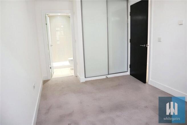 2 bed Apartment for sale Image 7