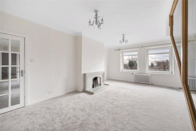 2 bed Apartment for sale Image 5