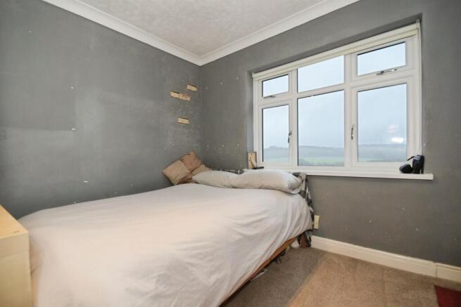 3 bed Semi-Detached for sale Image 10
