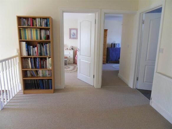 Photo 11
