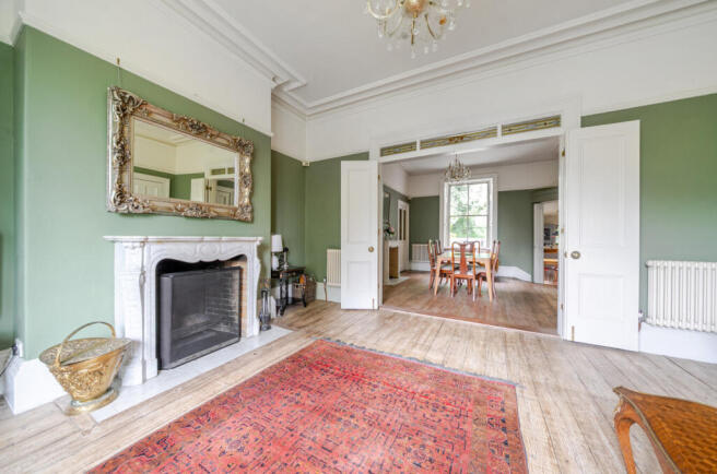 4 bed Terraced for sale Image 8