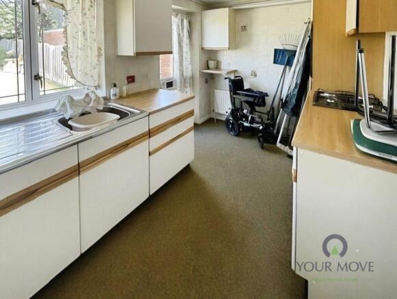 2 bed Flat for sale Image 10