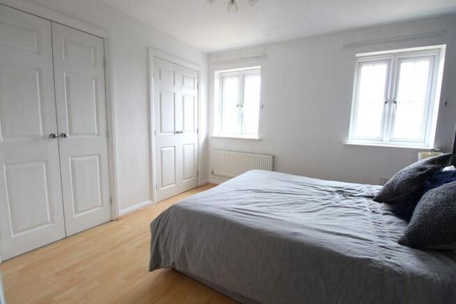 bed 1 2