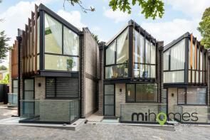 2, Bycullah Court, Bycullah Road, Enfield EN2 8EF