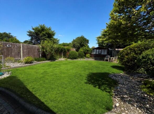 ian garden 33.jpg