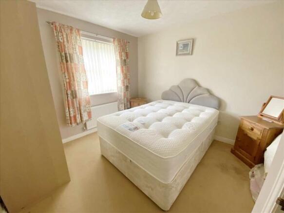 Bedroom 2: