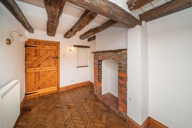 Reception room 