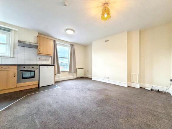 Living/bedroom