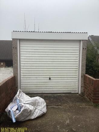 3 bed Semi-Detached for sale Image 2