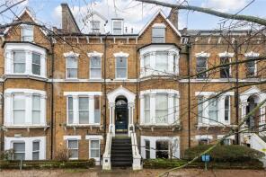 Flat 19, 83 89 The Trees, Amhurst Park, Hackney, London N16 5DP