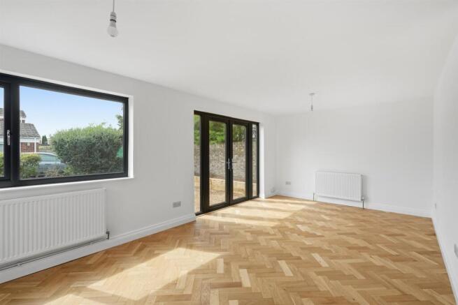 32-KingswoodClose-008.jpg